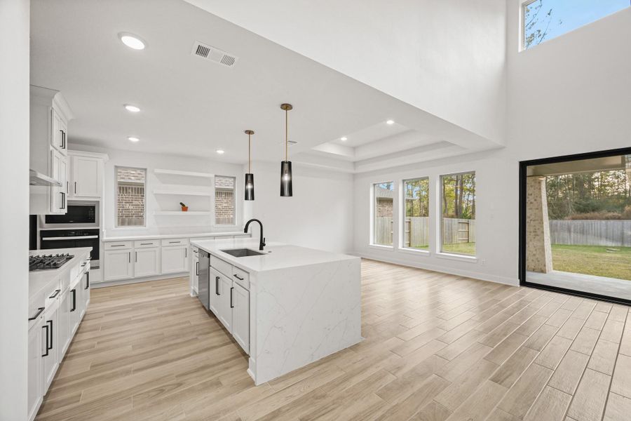 Furnished interior view inside a new home in Woodforest – 60', Montgomery (Image 28). Furnished interior view inside a new home in Woodforest – 60', Montgomery (Image 28).