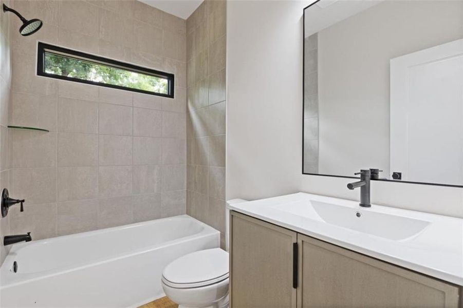Furnished interior view inside a new home in , Atlanta (Image 10).