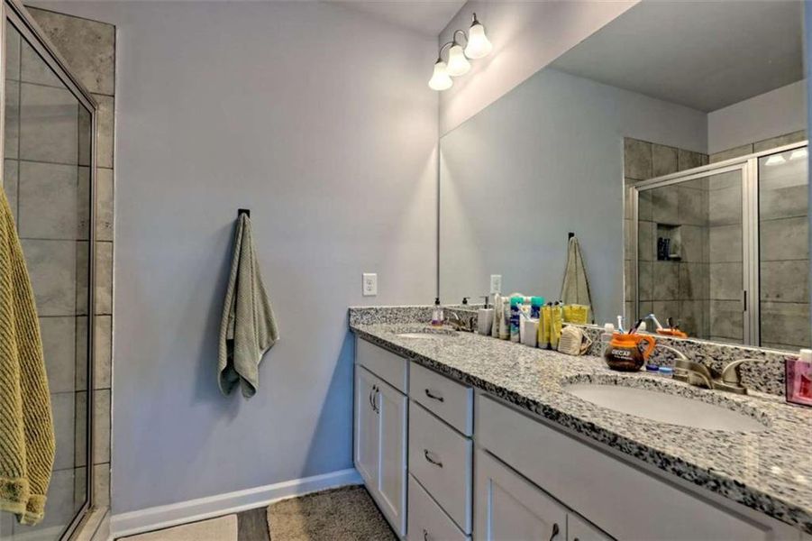 Furnished interior view inside a new home in , Eastanollee (Image 45).