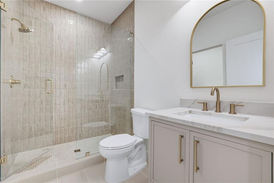 Furnished interior view inside a new home in , Atlanta (Image 14).