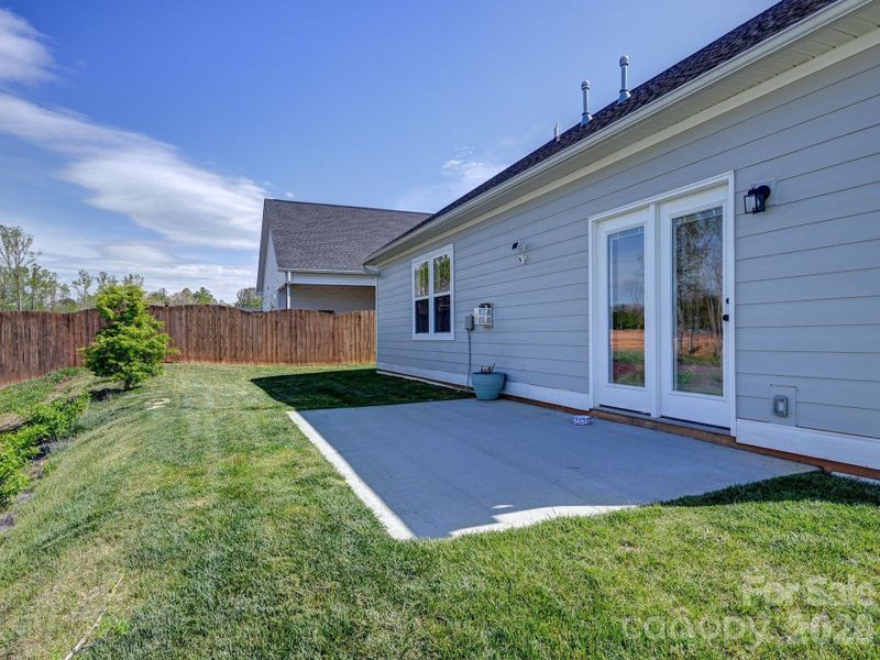 Large rear patio.