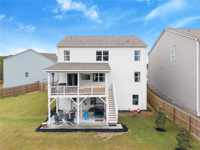 Exterior details and patio area of a home in , Dawsonville (Image 23).