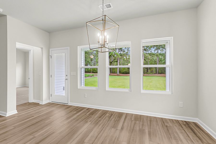 Spacious, unfurnished interior of a new home in Fairway Woods at Wyboo, Manning (Image 22).