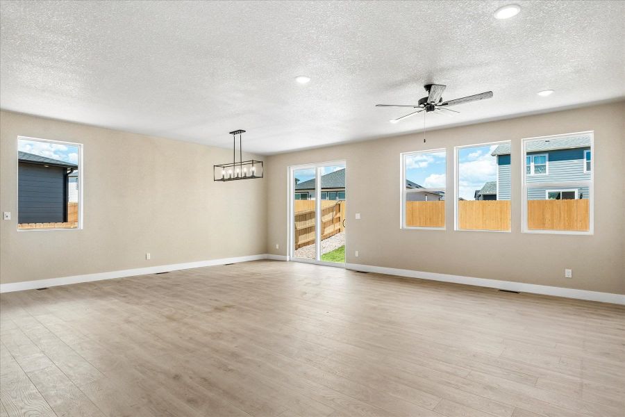 Spacious, unfurnished interior of a new home in The Glen-12, Colorado Springs (Image 20).