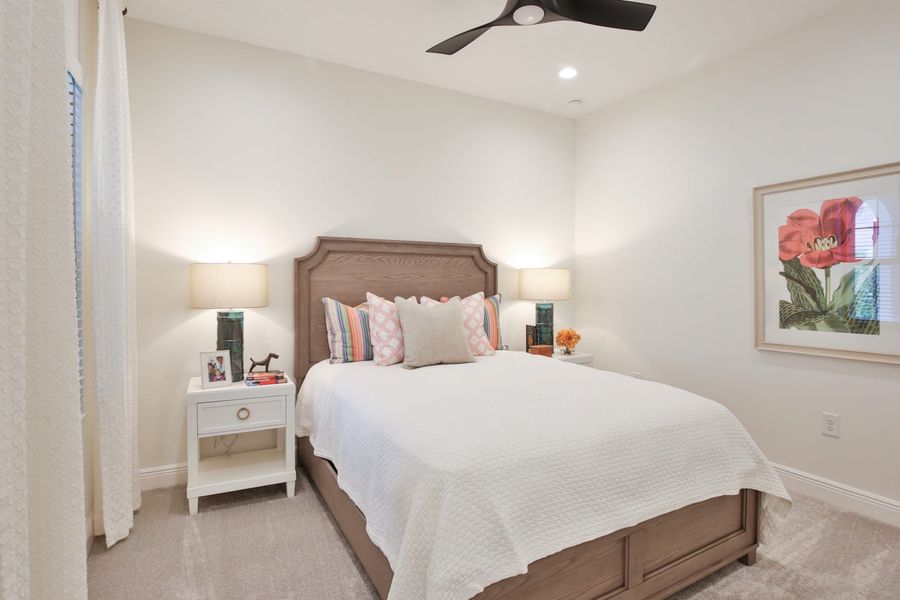 Representative furnished interior of a home built from the Tidewinds 2 by Neal Communities in Boca Royale Golf & Country Club at Wellen Park, Englewood (Image 17).