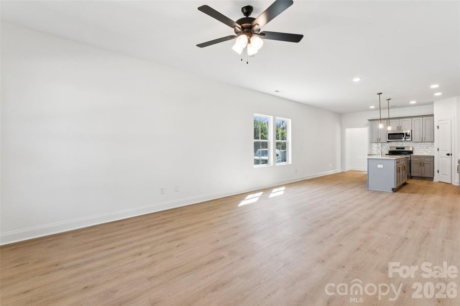 Spacious, unfurnished interior of a new home in , Rock Hill (Image 20).