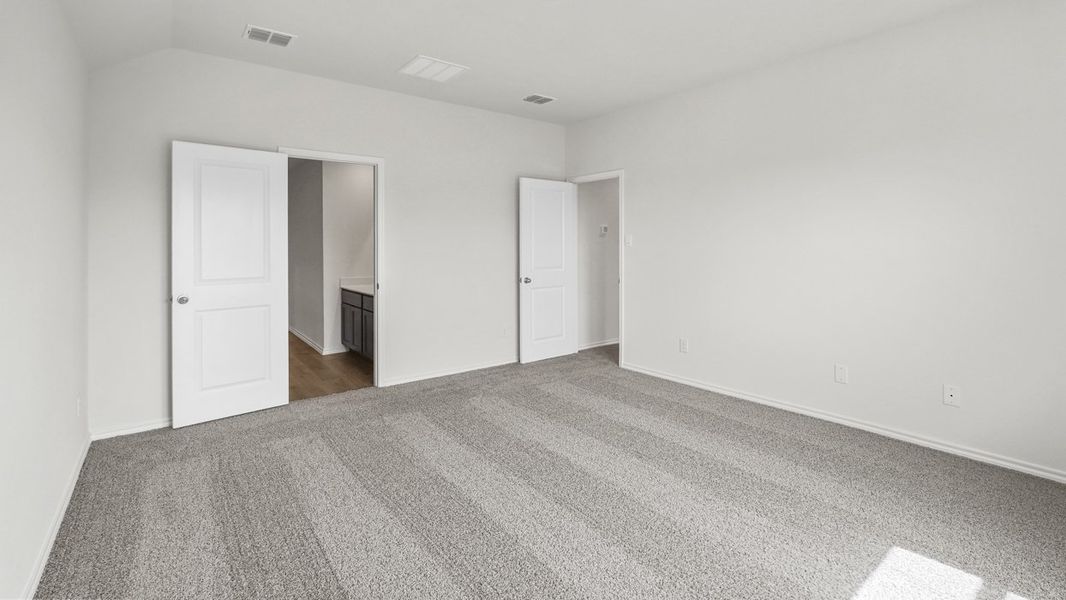 Spacious, unfurnished interior of a new home in Wildcat Ranch, Crandall (Image 16). Spacious, unfurnished interior of a new home in Wildcat Ranch, Crandall (Image 16).