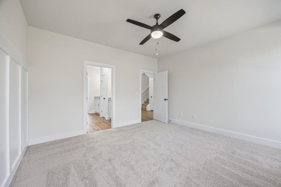 Spacious, unfurnished interior of a new home in , Hartwell (Image 46).