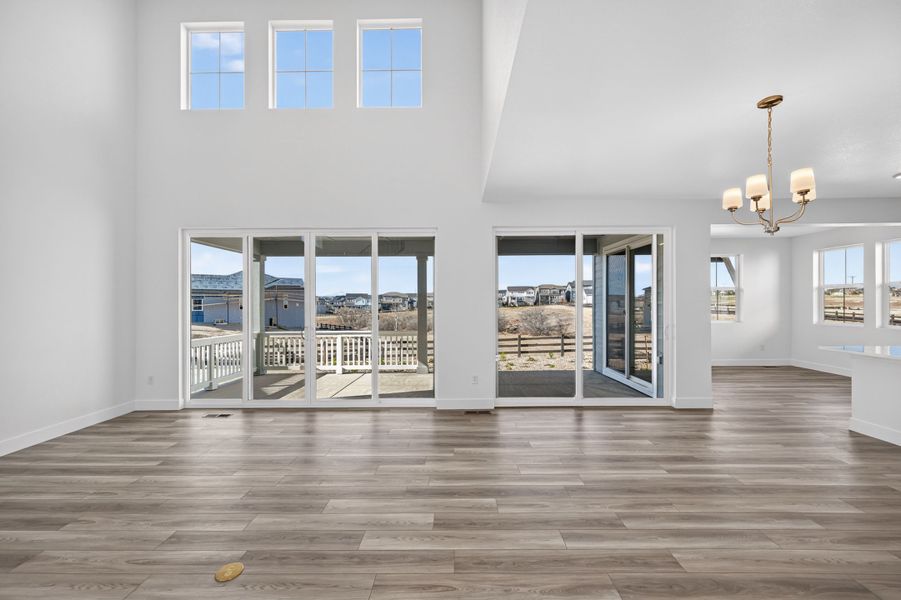 Spacious, unfurnished interior of a new home in Macanta, Castle Rock (Image 10).