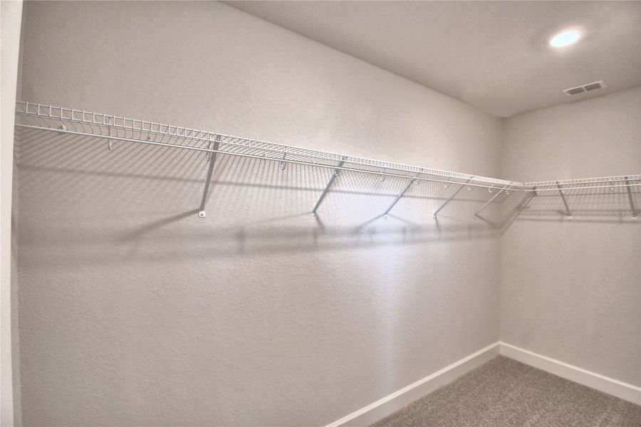 Spacious, unfurnished interior of a new home in Cadence Crossing, Auburndale (Image 35).