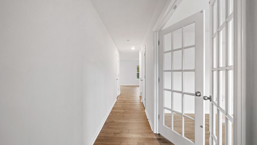 Spacious, unfurnished interior of a new home in Wildbrook Village, Waynesville (Image 15).