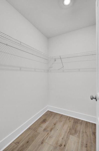 Spacious, unfurnished interior of a new home in Six Oaks, Summerville (Image 59).