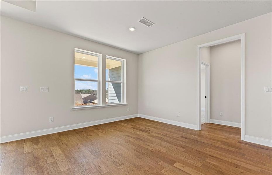 Spacious, unfurnished interior of a new home in Del Webb at Lake Oconee, Greensboro (Image 21). Spacious, unfurnished interior of a new home in Del Webb at Lake Oconee, Greensboro (Image 21).