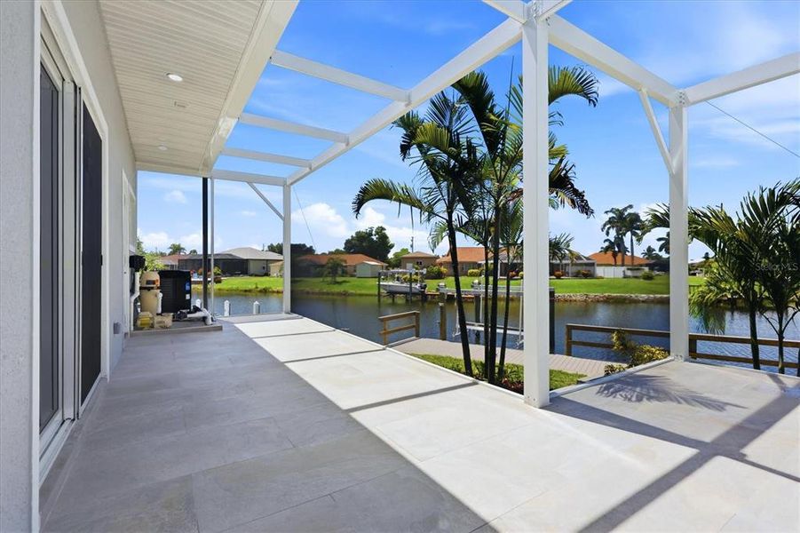 Exterior details and patio area of a home in , Port Charlotte (Image 23).