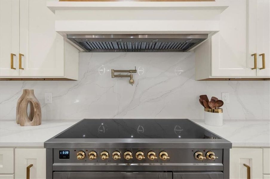 Close-up of interior finishes inside a home in , Gainesville (Image 20).