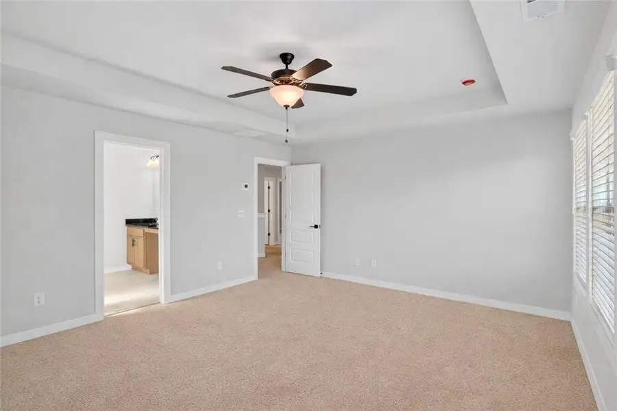 Spacious, unfurnished interior of a new home in , Villa Rica (Image 24).