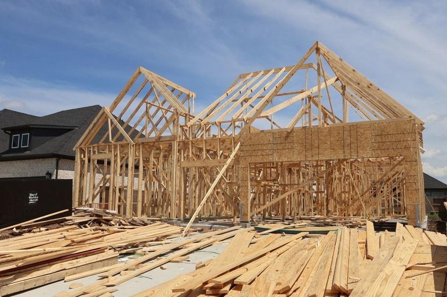 Let us show you how our advanced framing techniques have stood the test of time and allow more insulation for a quieter and more energy-efficient home.