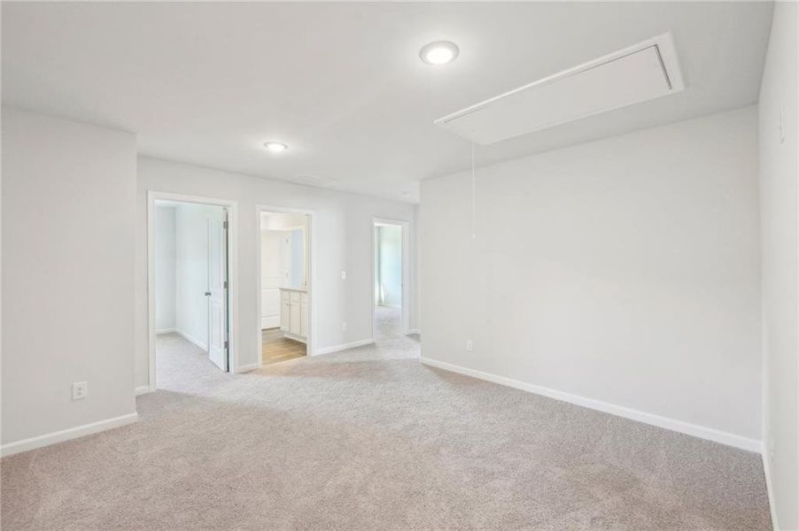 Spacious, unfurnished interior of a new home in Neely Farm, Covington (Image 38).