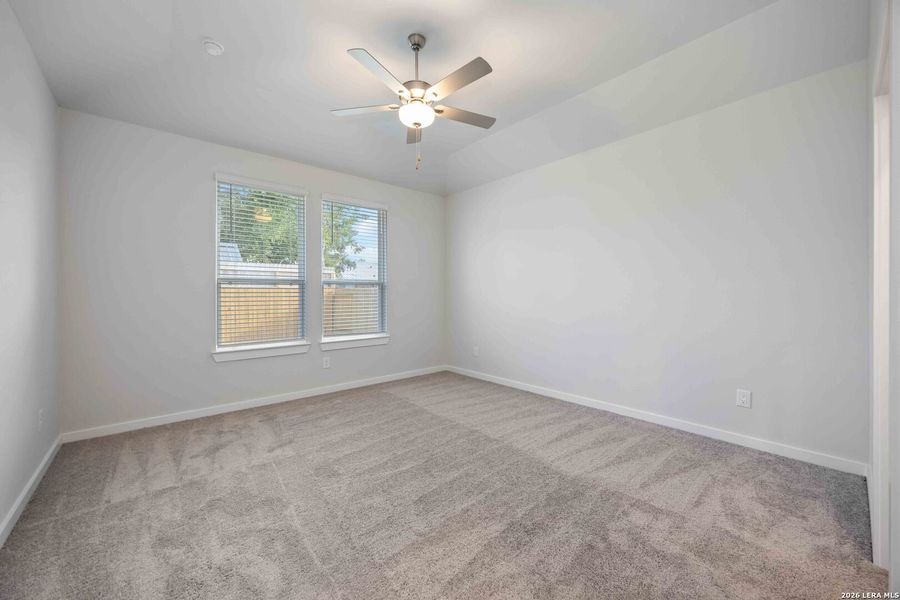 Spacious, unfurnished interior of a new home in Red Hawk Landing, San Antonio (Image 10).