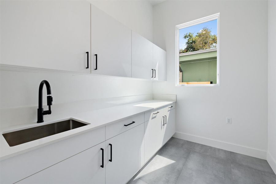 Furnished interior view inside a new home in , Austin (Image 36).