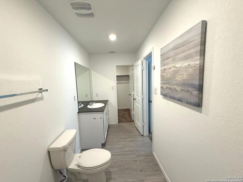 Image 22 of a home in Navarro Ranch: Watermill Collection. Image 22 of a home in Navarro Ranch: Watermill Collection.