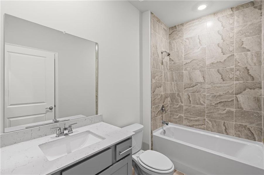 Furnished interior view inside a new home in Avery Ridge, Gainesville (Image 9).