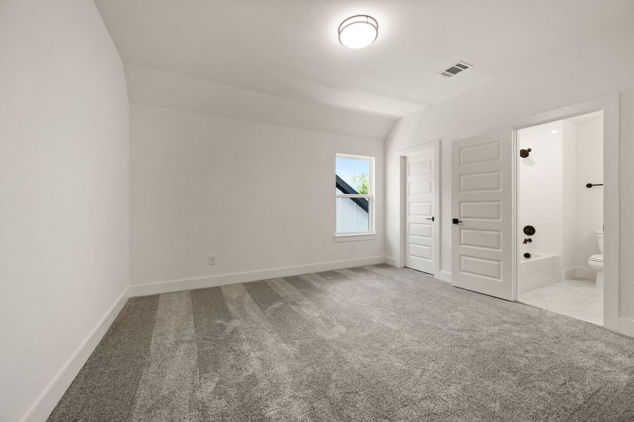 Representative unfurnished interior of a home built from the Ashley by Our Country Homes in Parks of Aledo, Aledo (Image 77).