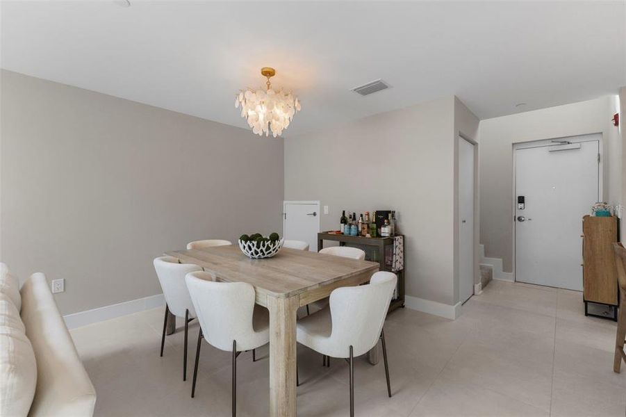 Furnished interior view inside a new home in , Sarasota (Image 8).
