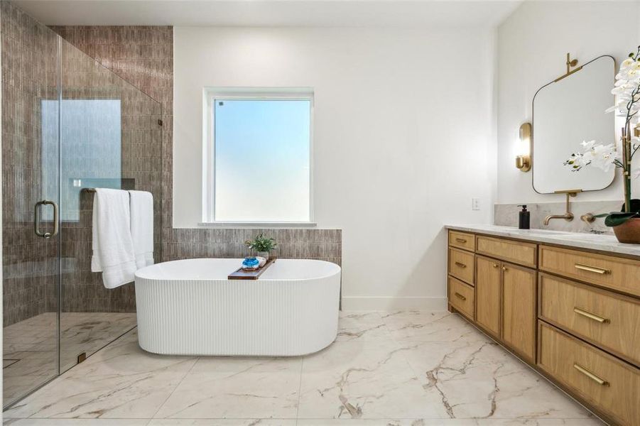 Furnished interior view inside a new home in , Dallas (Image 8).