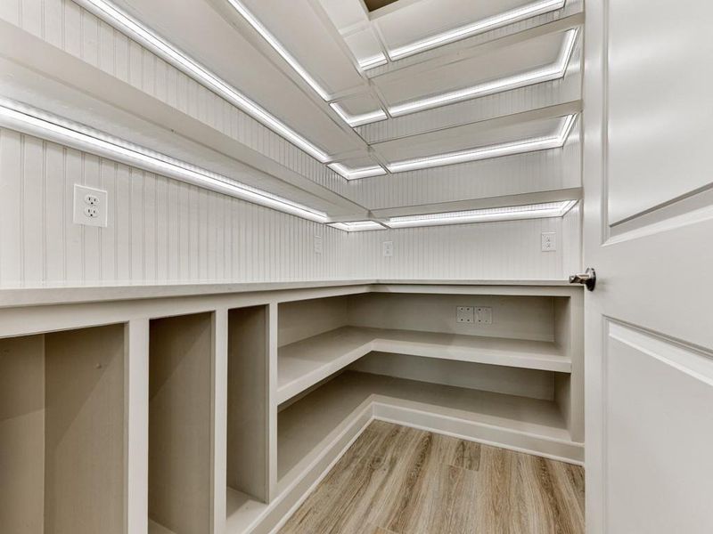 Image 37 of a home in .