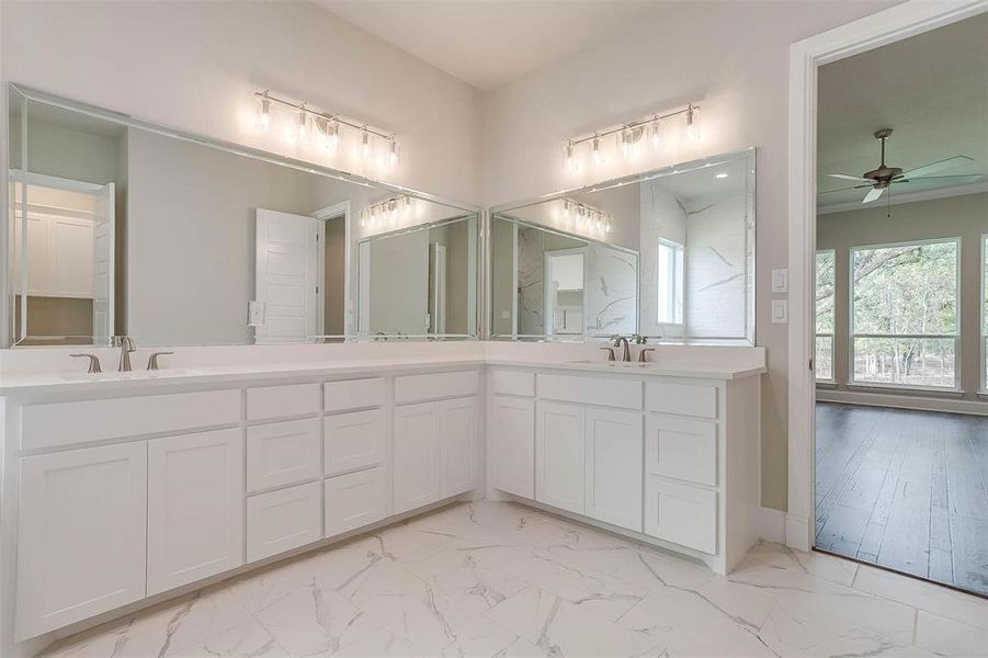 Furnished interior view inside a new home in Woodland Meadows, Fort Worth (Image 4). Furnished interior view inside a new home in Woodland Meadows, Fort Worth (Image 4).