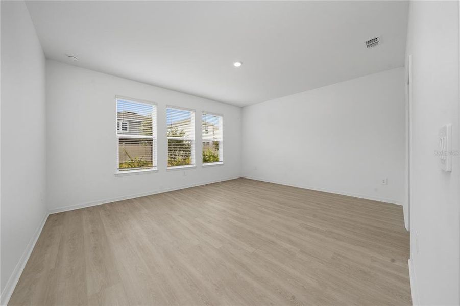 Spacious, unfurnished interior of a new home in Center Lake Ranch Community Group Page, St. Cloud (Image 36). Spacious, unfurnished interior of a new home in Center Lake Ranch Community Group Page, St. Cloud (Image 36).