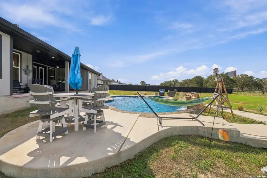 Community amenities in , La Vernia (Image 43). Community amenities in , La Vernia (Image 43).