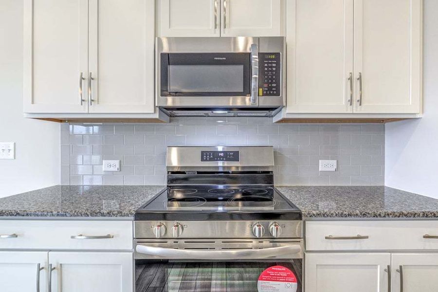 Representative furnished interior of a home built from the Pamlico by Caviness & Cates Communities in Bartlett Manor, Youngsville (Image 28).