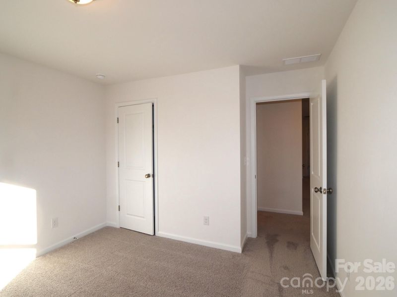 Secondary bedroom Secondary bedroom