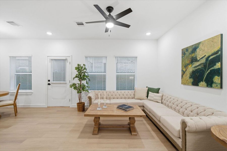 Virtual staging can show several ways to arrange furniture in this space. Virtual staging can show several ways to arrange furniture in this space.