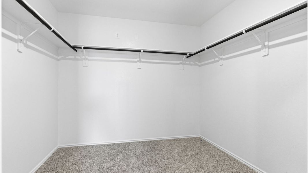 Spacious, unfurnished interior of a new home in Tamarron, Fulshear (Image 18).