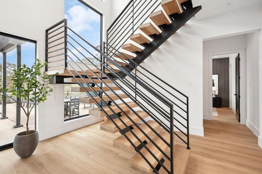 Furnished interior view inside a new home in , Strawn (Image 12).