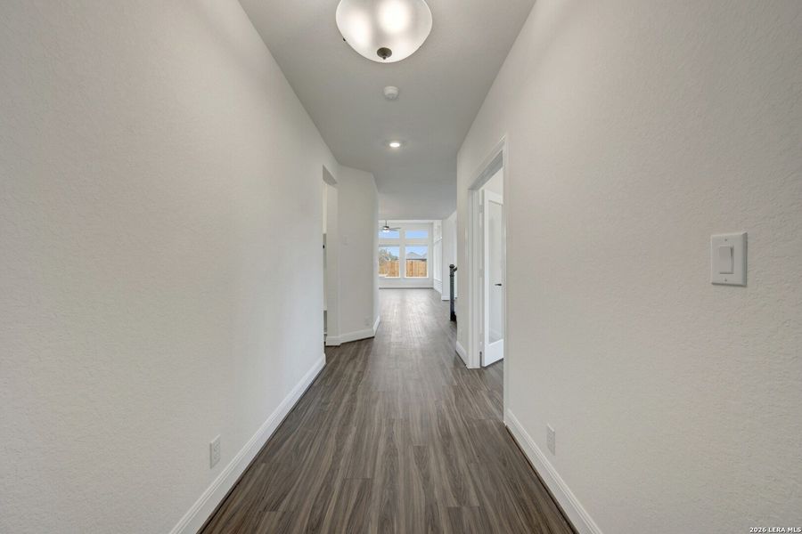 Spacious, unfurnished interior of a new home in Davis Ranch 50', San Antonio (Image 29).