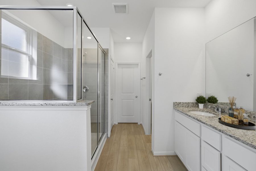 Representative furnished interior of a home built from the Barrett by Taylor Morrison in Bridge Creek 45s and 50s, Cypress (Image 14).