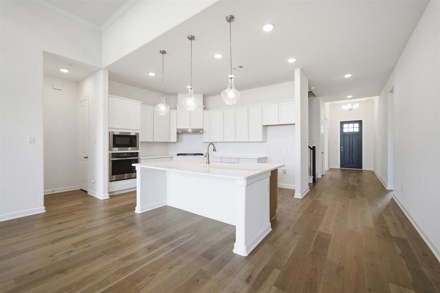 Furnished interior view inside a new home in Sonoma Verde, Rockwall (Image 13). Furnished interior view inside a new home in Sonoma Verde, Rockwall (Image 13).