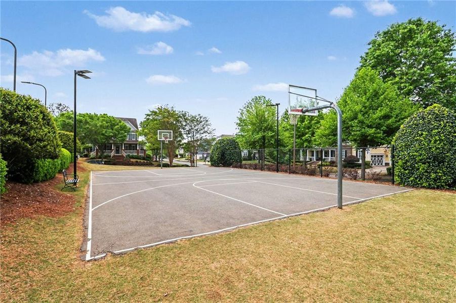 Community amenities in Carmichael Farms, Canton (Image 30).