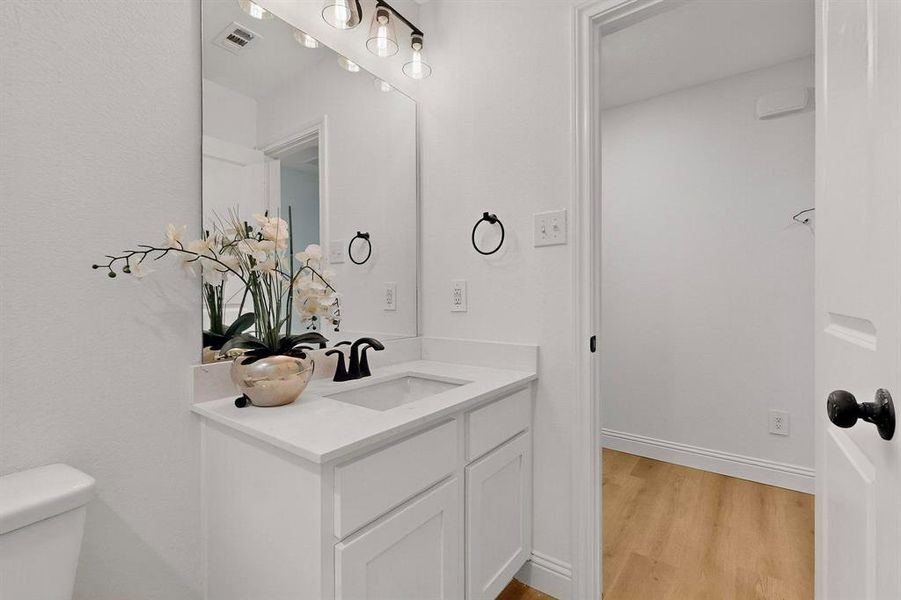 Furnished interior view inside a new home in , Dallas (Image 12).