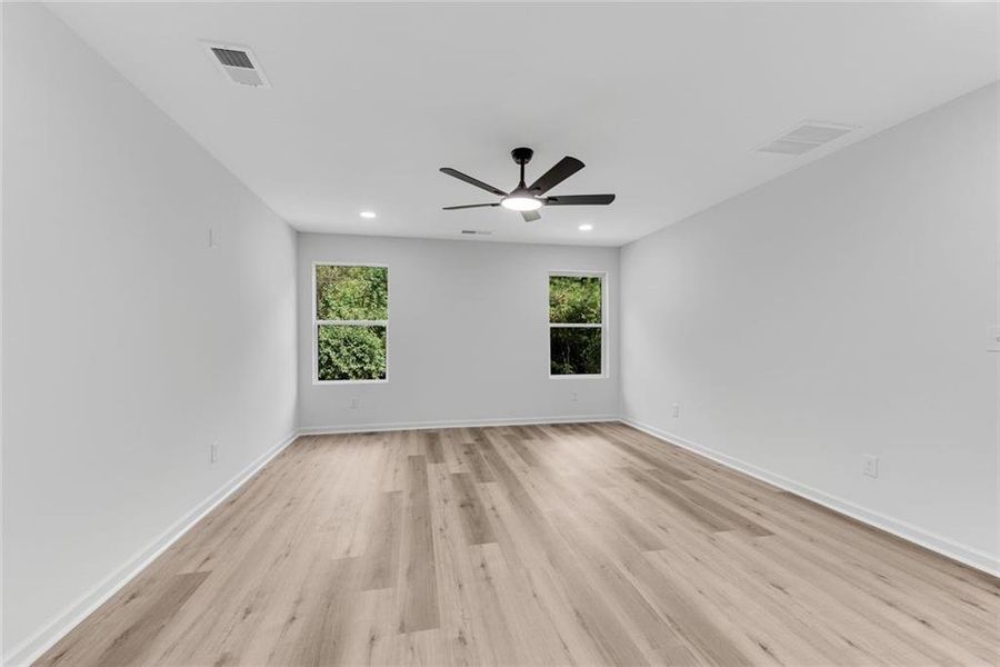 Spacious, unfurnished interior of a new home in , Ellenwood (Image 27).