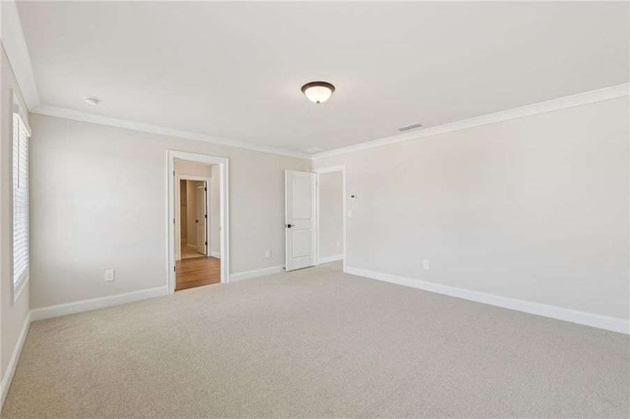 Spacious, unfurnished interior of a new home in River Pointe, Monroe (Image 44).