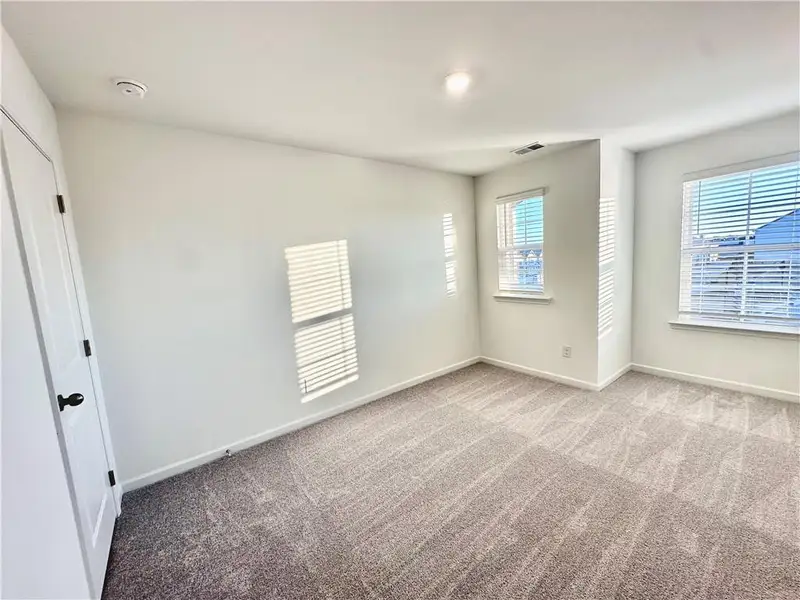 Spacious, unfurnished interior of a new home in Residences at Gateway, Bethlehem (Image 20).