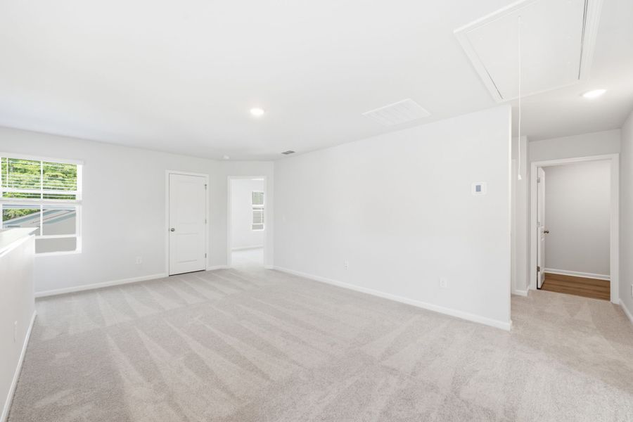 Spacious, unfurnished interior of a new home in Grand Arbor, Blythewood (Image 31). Spacious, unfurnished interior of a new home in Grand Arbor, Blythewood (Image 31).