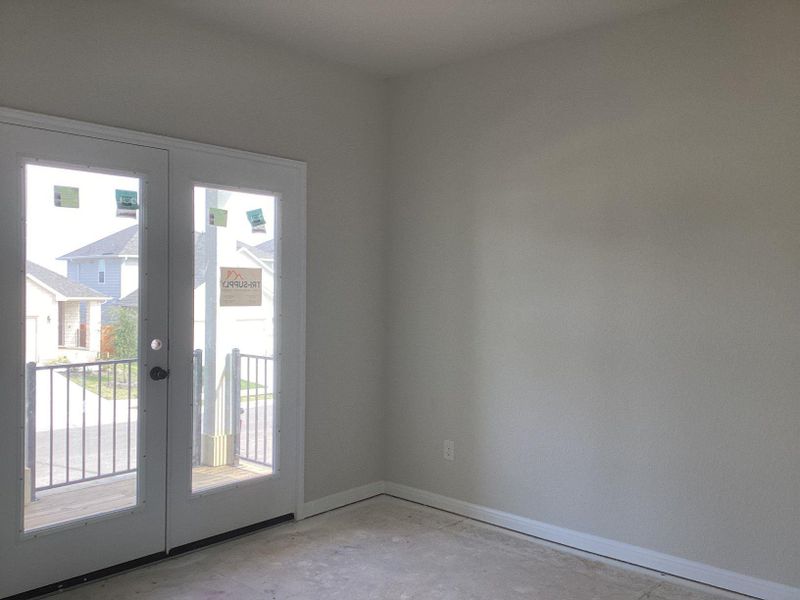 Spacious, unfurnished interior of a new home in The Cottages at Lariat, Liberty Hill (Image 6).
