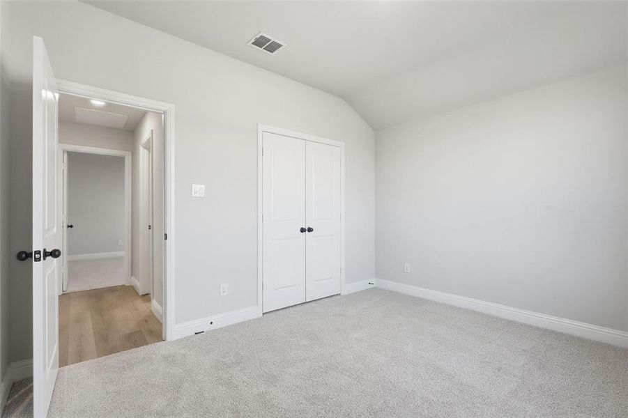 Spacious, unfurnished interior of a new home in Stoneview, Glen Rose (Image 26). Spacious, unfurnished interior of a new home in Stoneview, Glen Rose (Image 26).