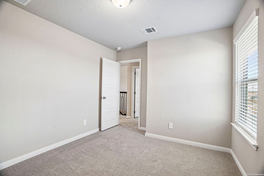 Spacious, unfurnished interior of a new home in Catalina, Converse (Image 39).